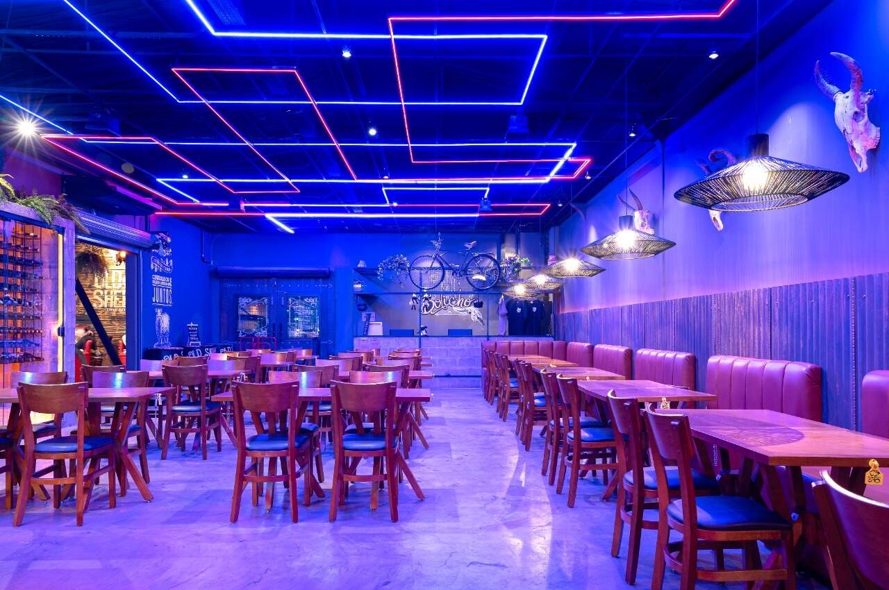 DIY Decoração Neon: Crie Seus Próprios Letreiros e Painéis