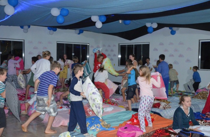 custo decoração noite do pijama igreja