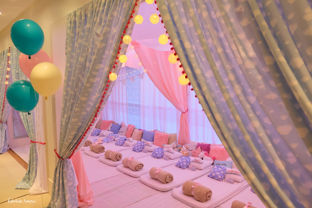 decoração noite do pijama na igreja