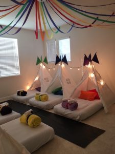 custo decoração noite do pijama igreja