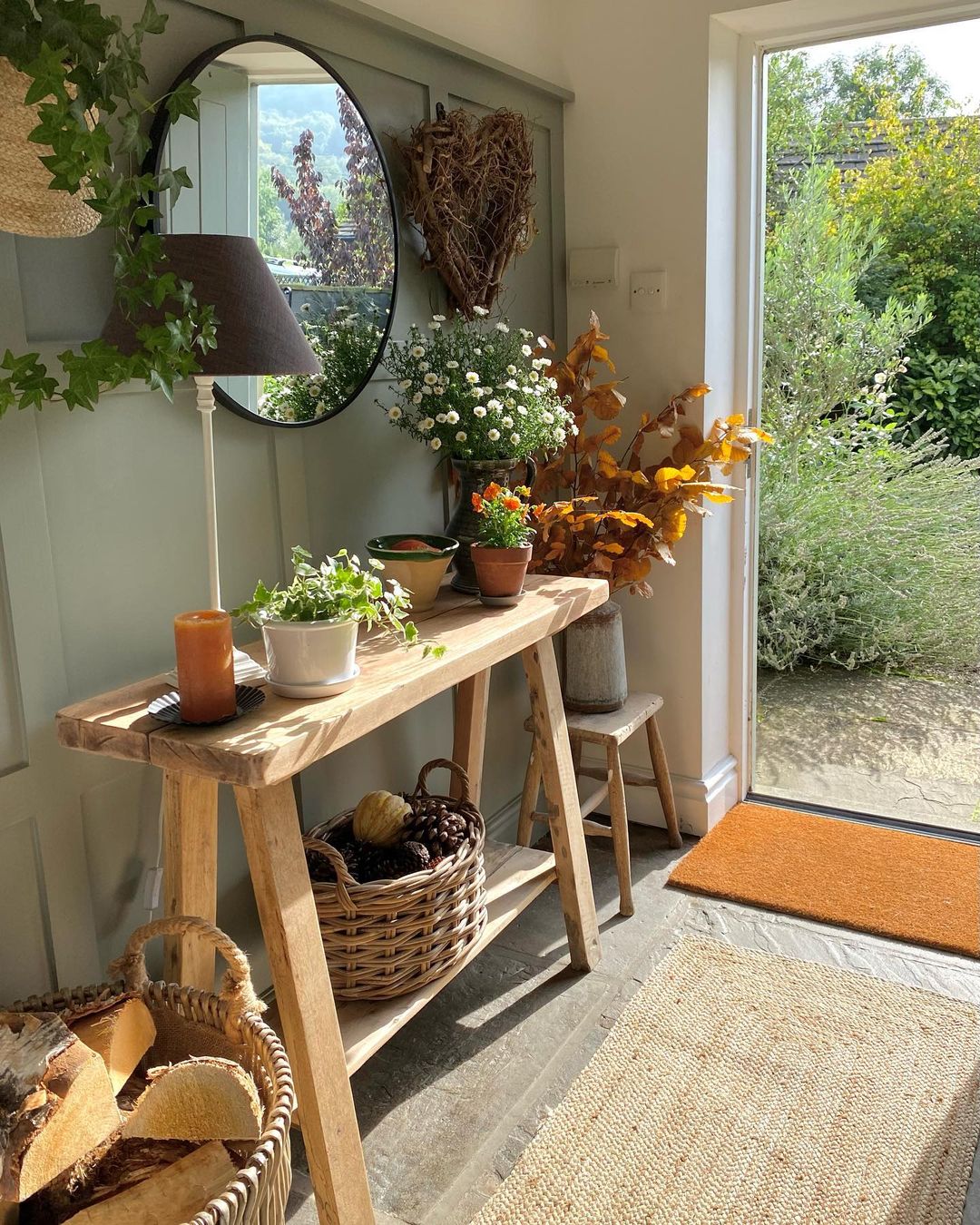 Minimalismo ou Boho Chic: Encontre o Estilo Ideal para Decorar seu Aparador