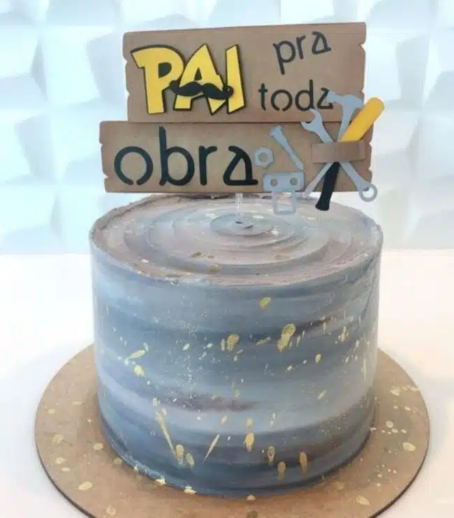 quanto custa um bolo de aniversário masculino decorado