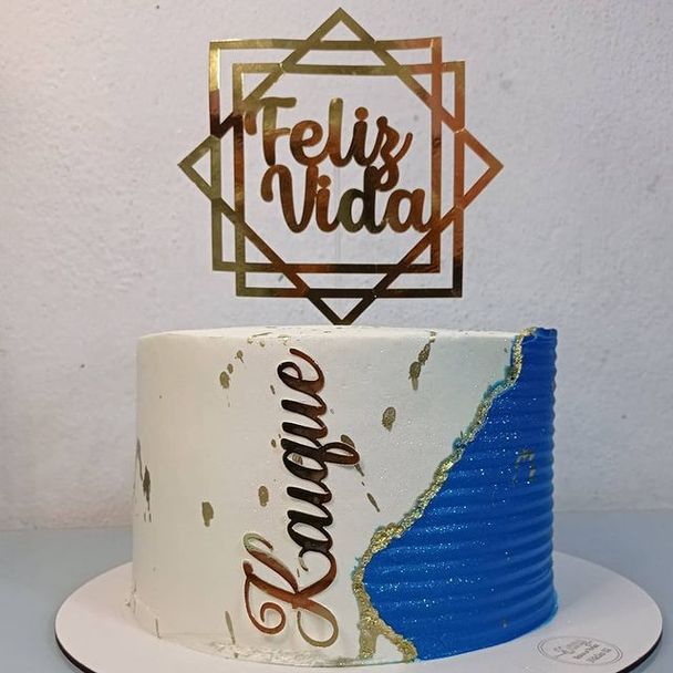 quanto custa um bolo de aniversário masculino decorado