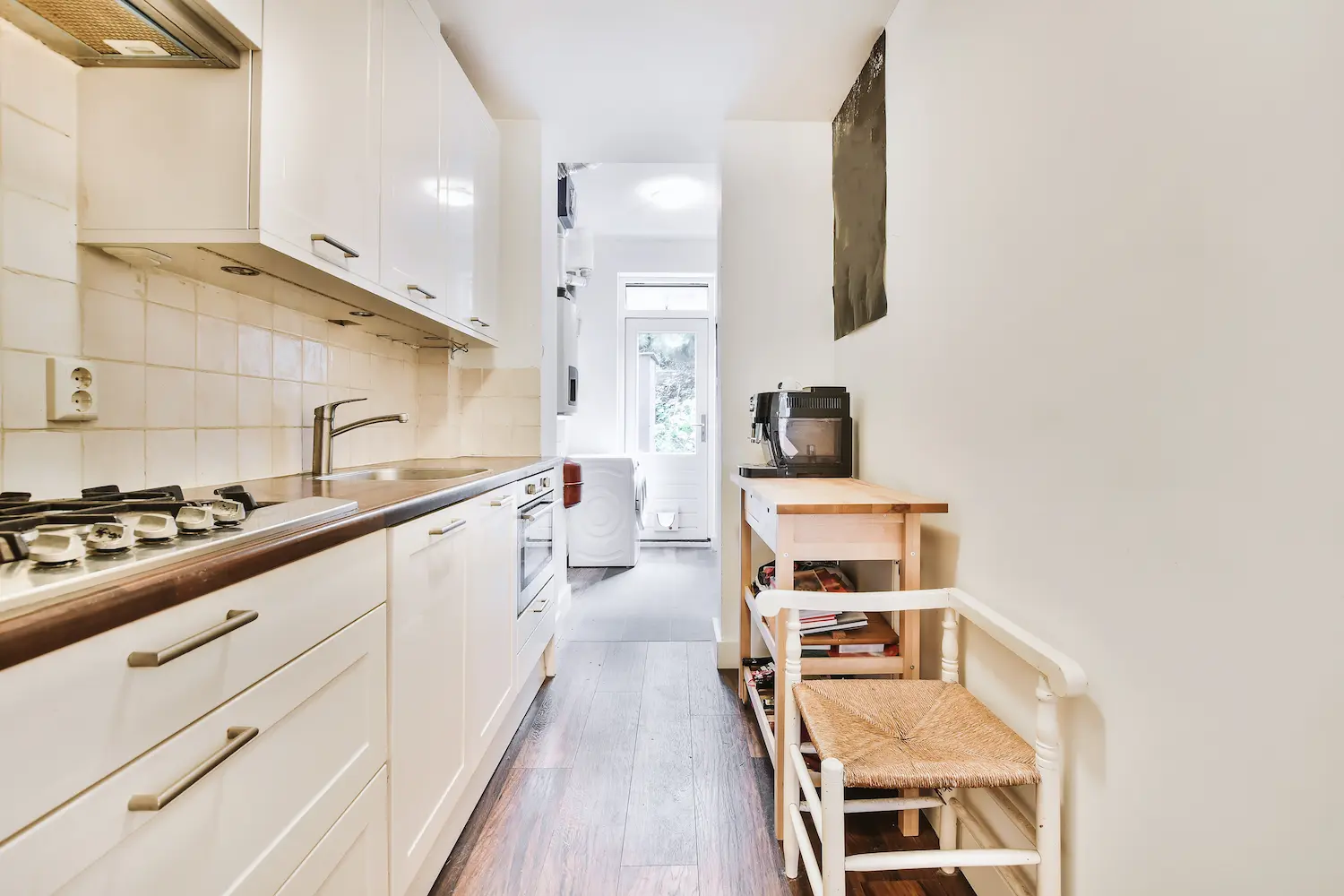 Cozinhas Pequenas e Funcionais: Dicas Essenciais de Organização e Decoração