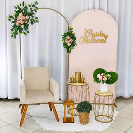 decoração encontro de mulheres com tema lavanda e dourado