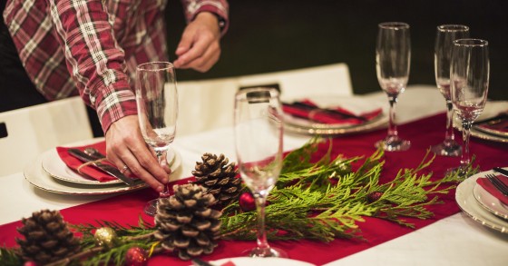 decoração mesa santa ceia rústica ou clássica qual escolher