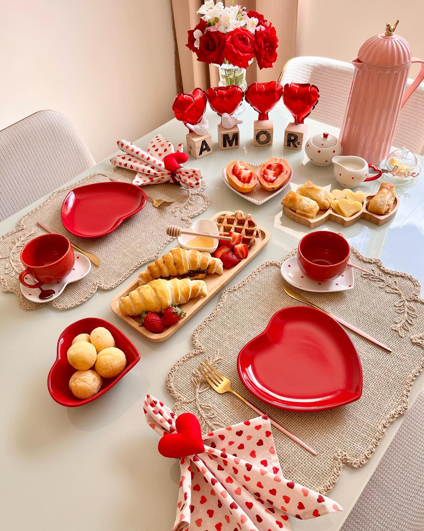 ideias de mesa posta dia dos namorados simples e romântica