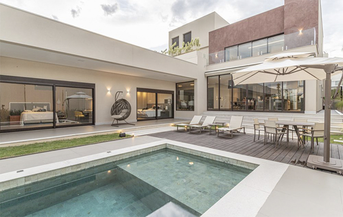 decoração para parede de piscina