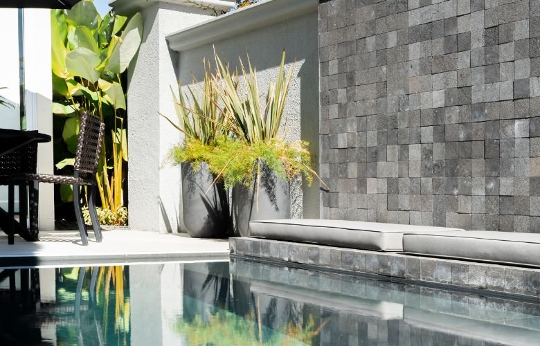 decoração para parede de piscina