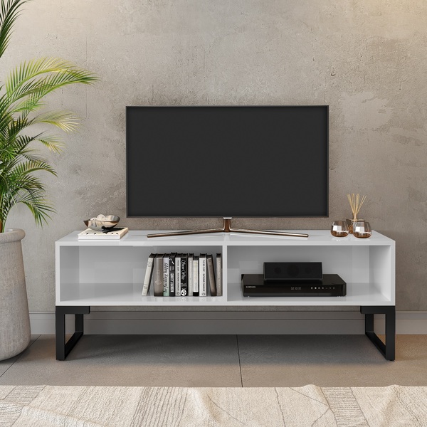 Racks Suspensos e Painéis Ripados: A Dupla Perfeita para uma Sala Moderna e Organizada