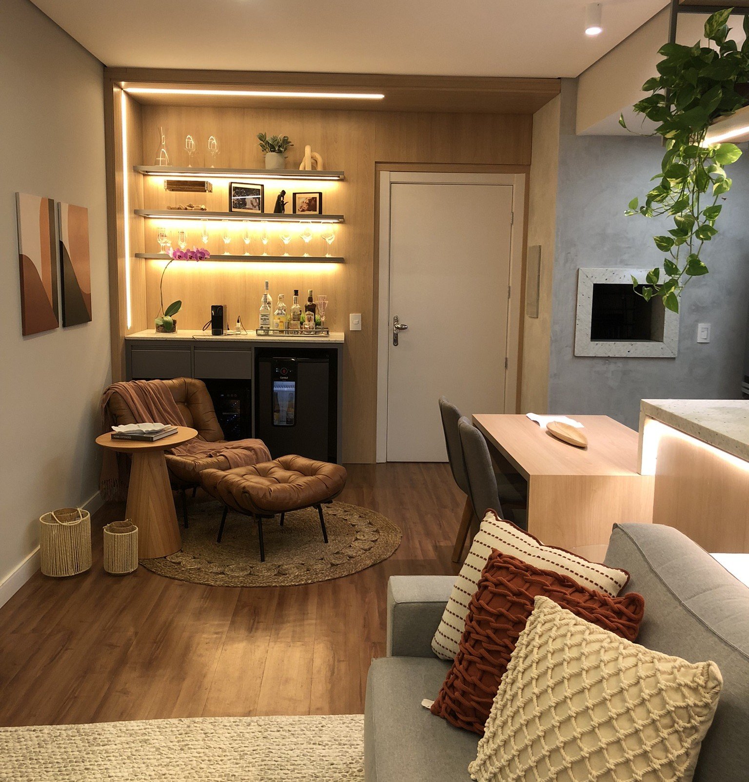 Móveis Multifuncionais Essenciais para Otimizar sua Sala Pequena