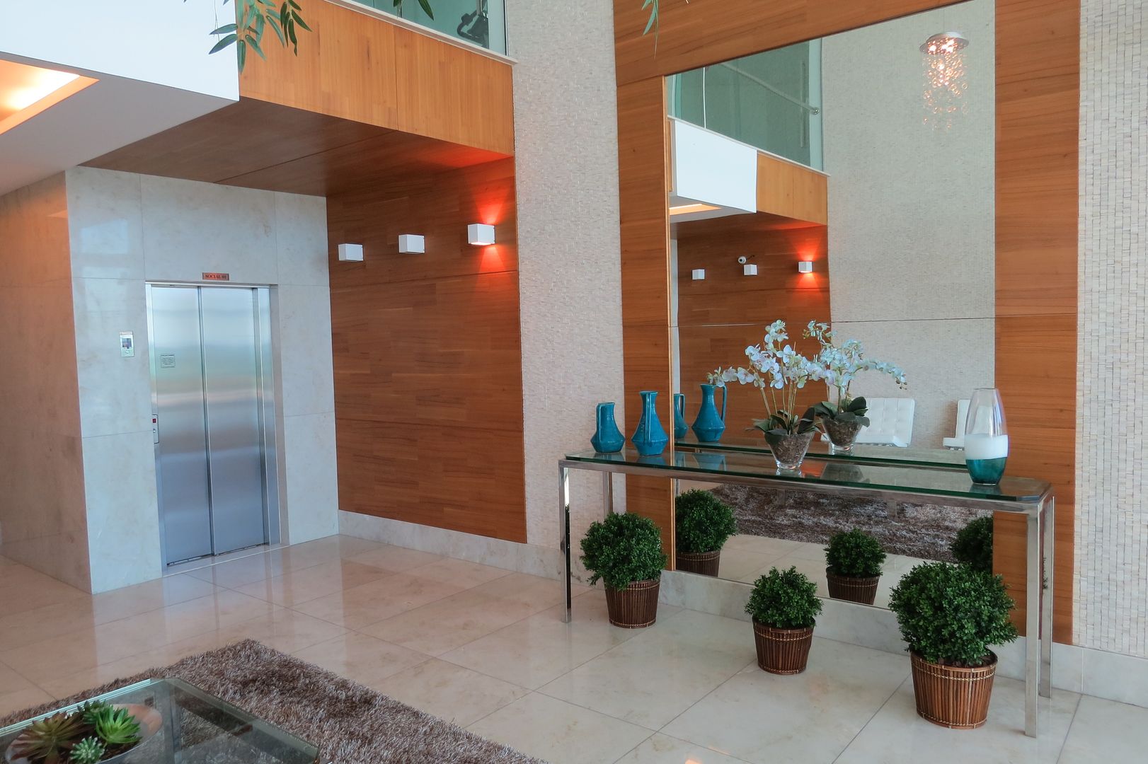 plantas ideais para portaria de prédio com pouca luz