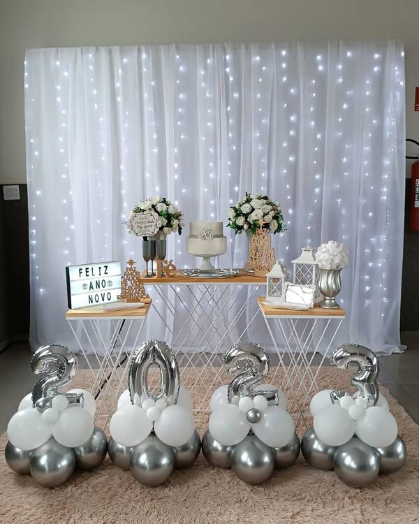 ideias de decoração prata simples para sala de estar