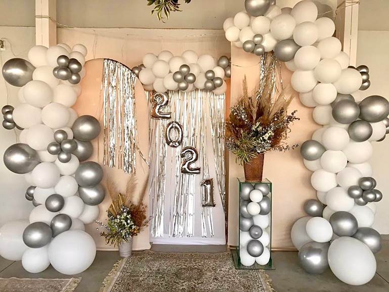 decoração prata simples vs decoração dourada simples