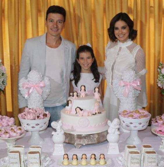 Símbolos e Cores Essenciais na Decoração de Primeira Comunhão