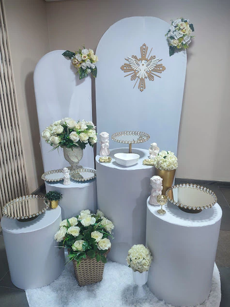 Como Organizar uma Decoração de Primeira Eucaristia Simples e Memorável