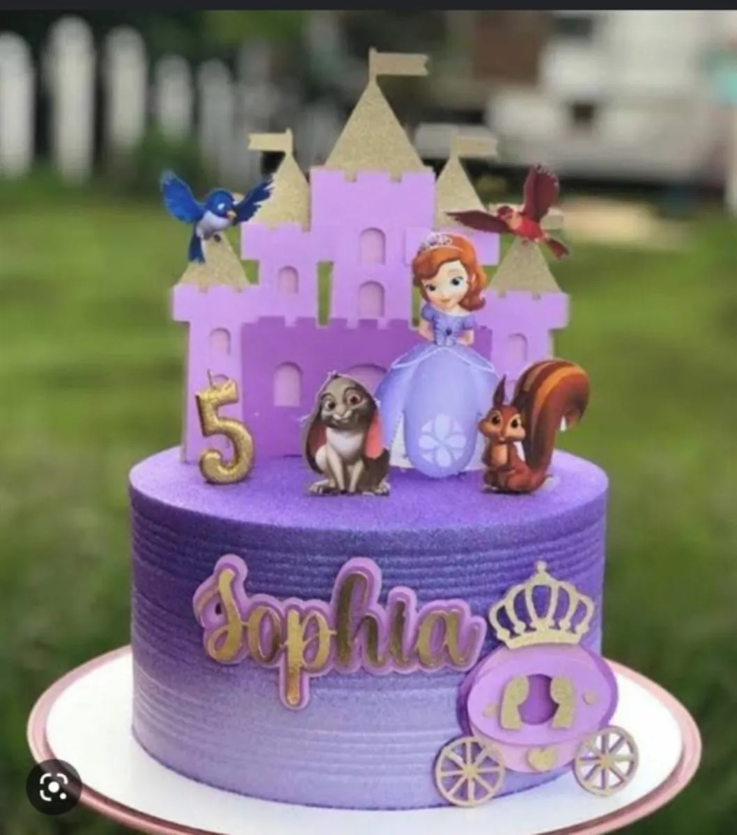 Aluguel ou Compra? Onde Encontrar Itens para sua Decoração Princesinha Sofia