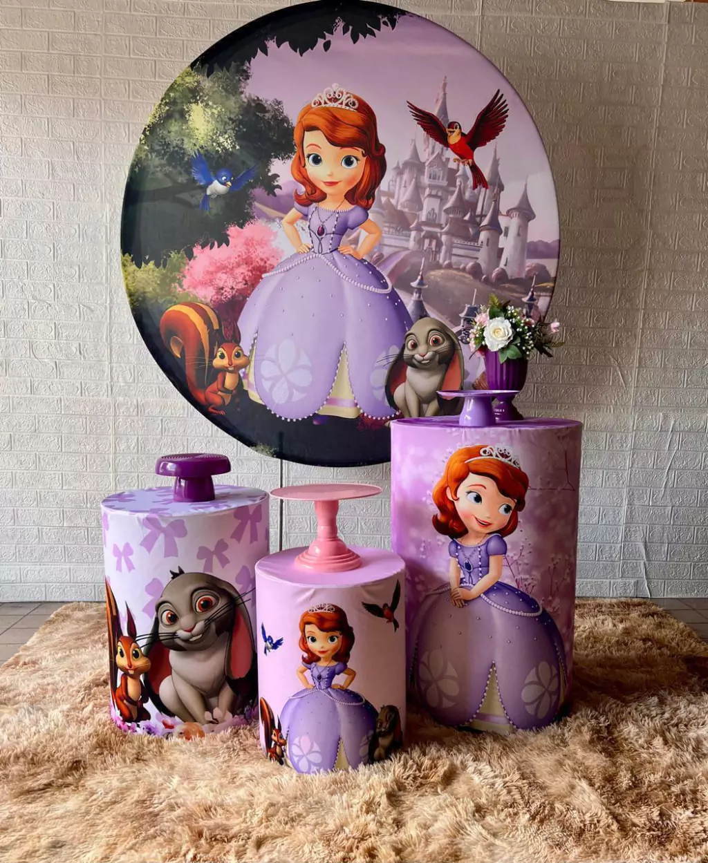 Elementos Essenciais da Festa Princesinha Sofia: Cores, Personagens e Detalhes