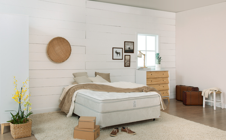 ideias decoração quarto branco madeira