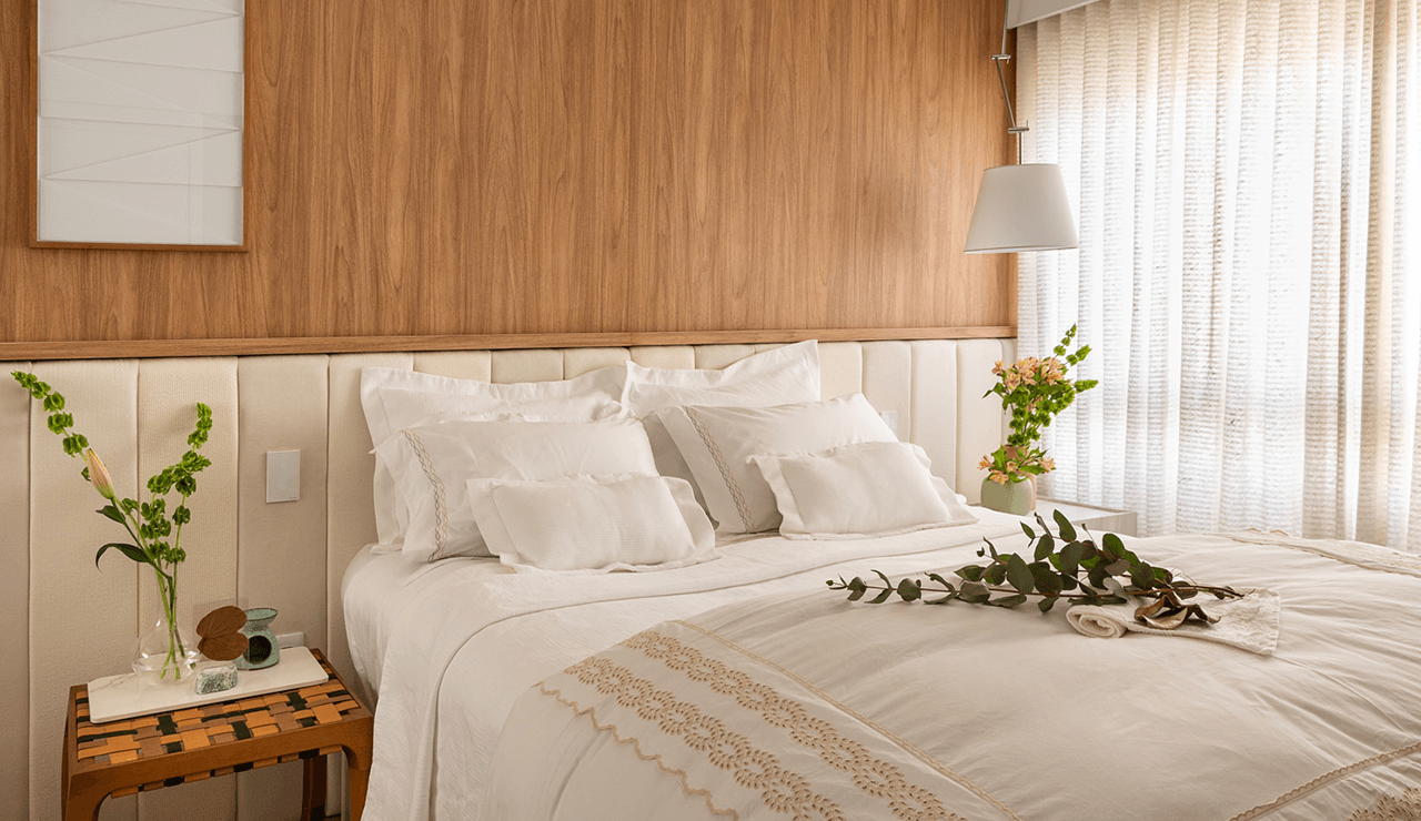 Espelhos na Decoração: Amplie seu Quarto de Casal com Estilo