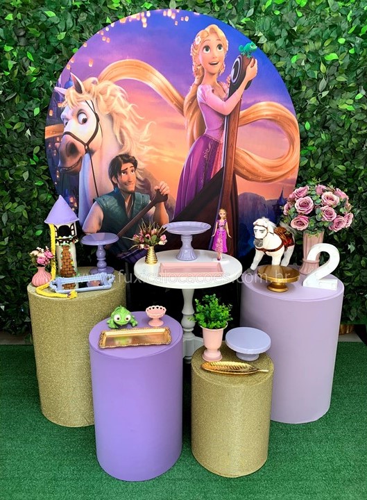 decoração rapunzel 15 anos vs decoração cinderela 15 anos