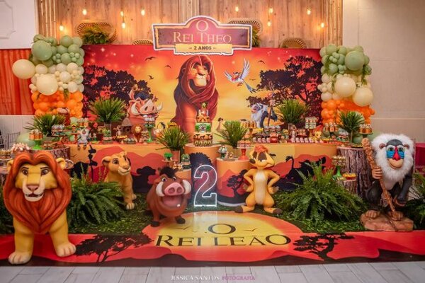 decoração rei leão simples