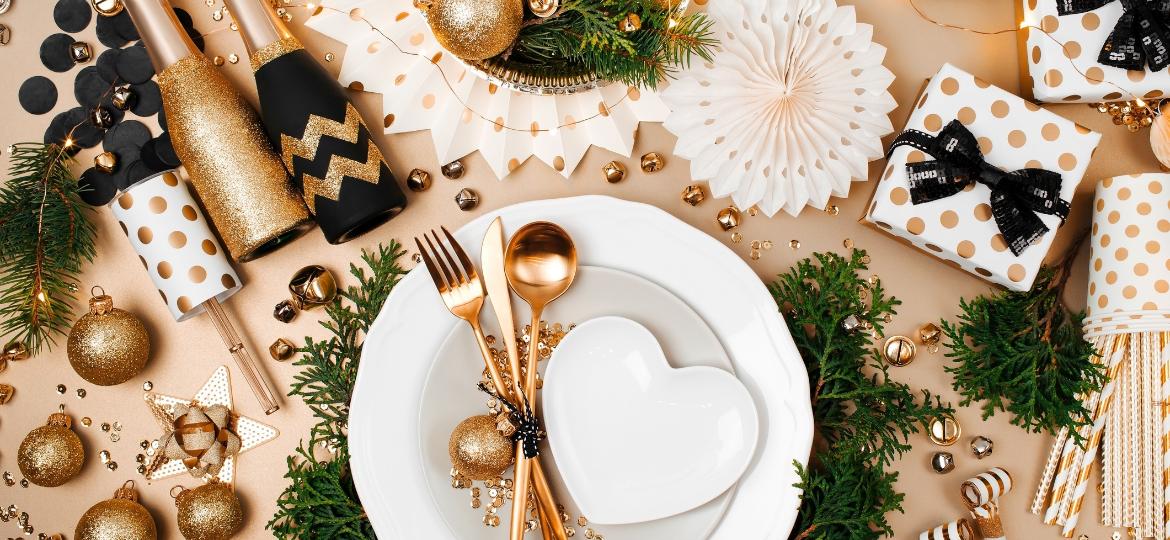 Tendências de Cores para o Réveillon 2026: Branco e Dourado