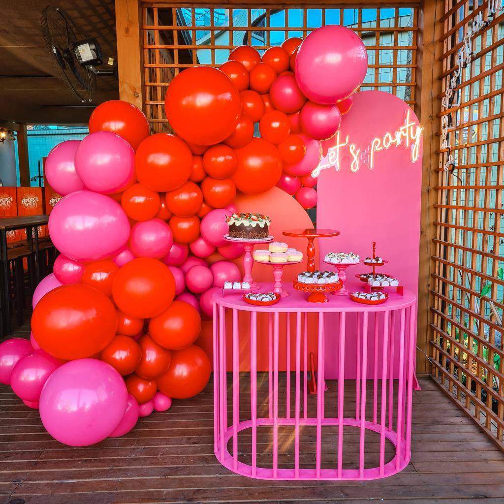 decoração rosa e vermelho