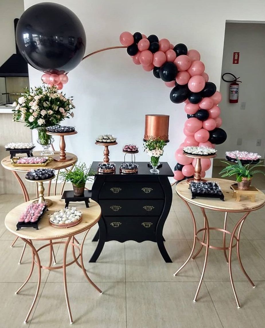 Guia Completo: Decoração Rosa para Cada Cômodo da Sua Casa; Festa Rosa Simples: Ideias Criativas e Econômicas para Celebrar; A Psicologia das Cores: Como o Rosa Transforma Seu Ambiente; Tendências de Cores: As Melhores Combinações com Rosa na Decoração; Do Quarto à Sala: O Toque Rosa que Faltava na Sua Casa