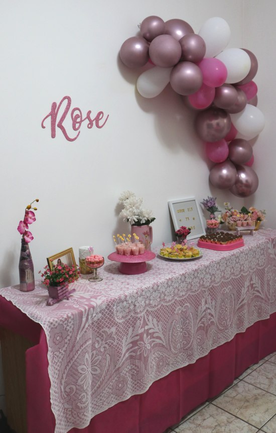 decoração rosa simples
