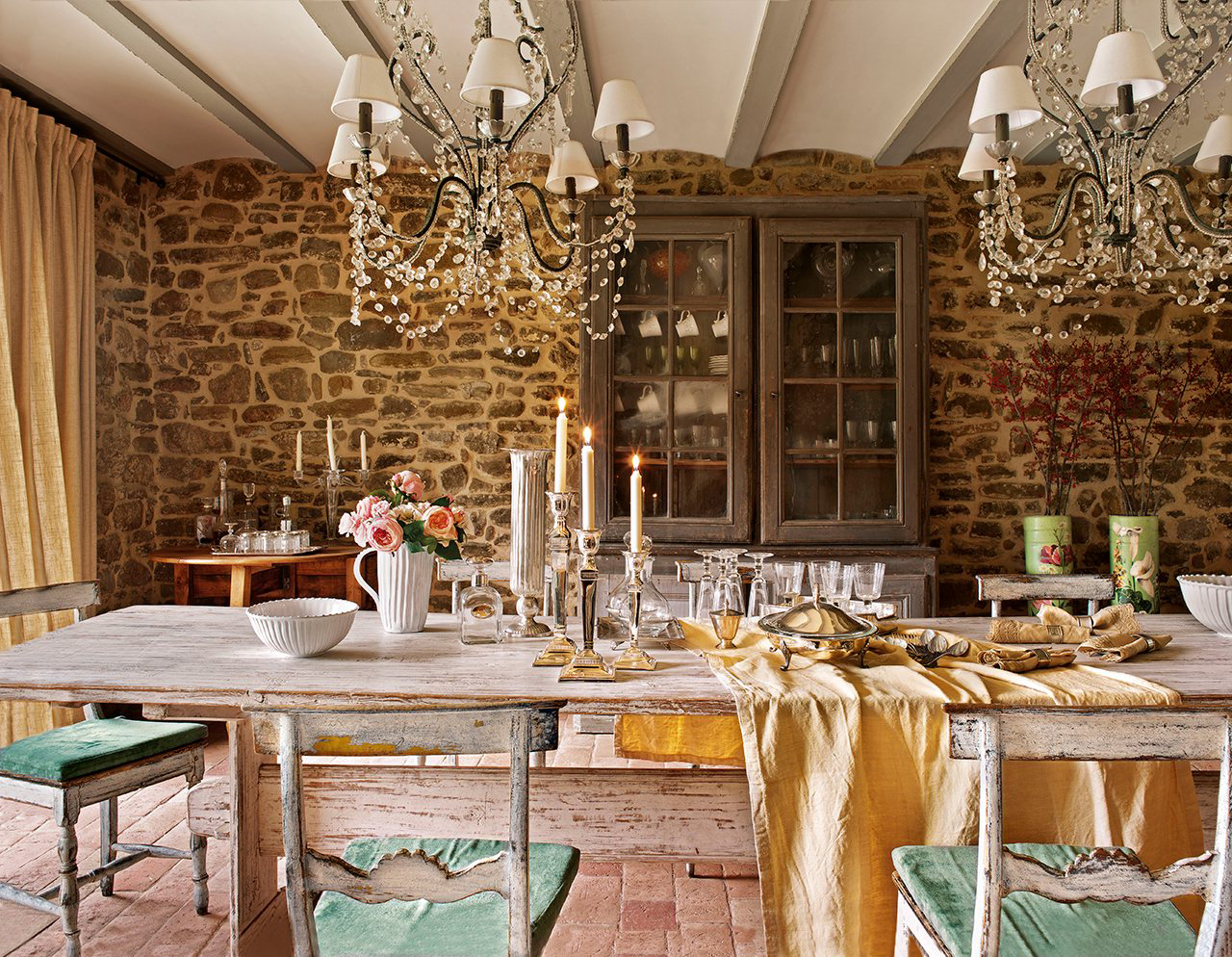 Guia Completo de Madeiras para Móveis Rústicos