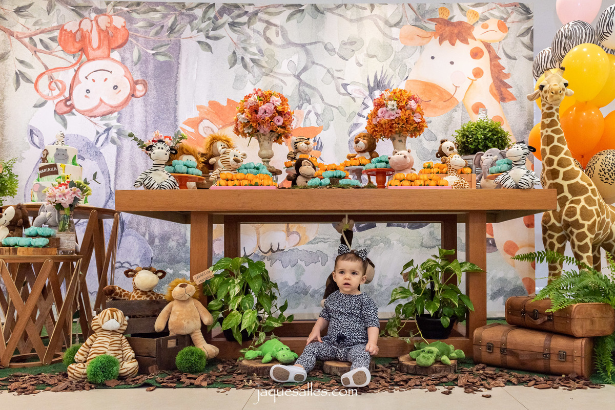 decoração safari 1 ano