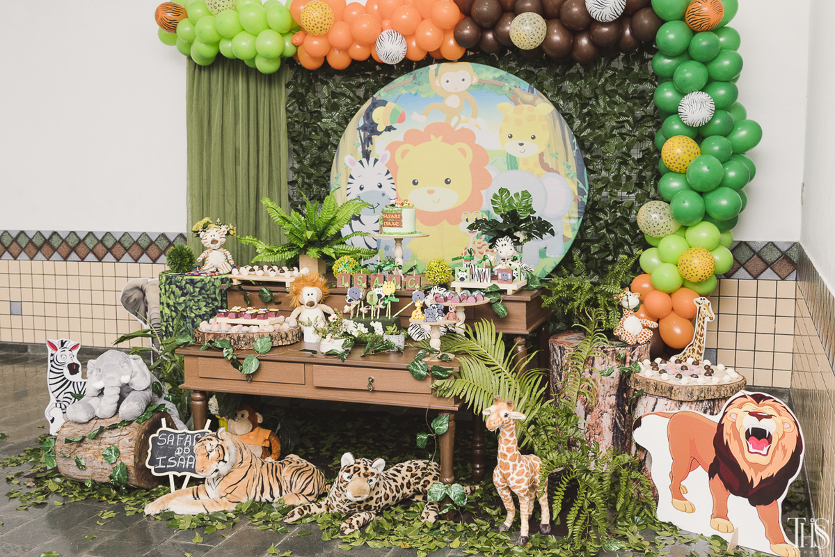 decoração safari 1 ano