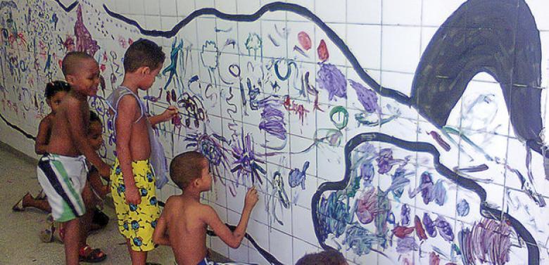 decoração reggio emilia vs montessori