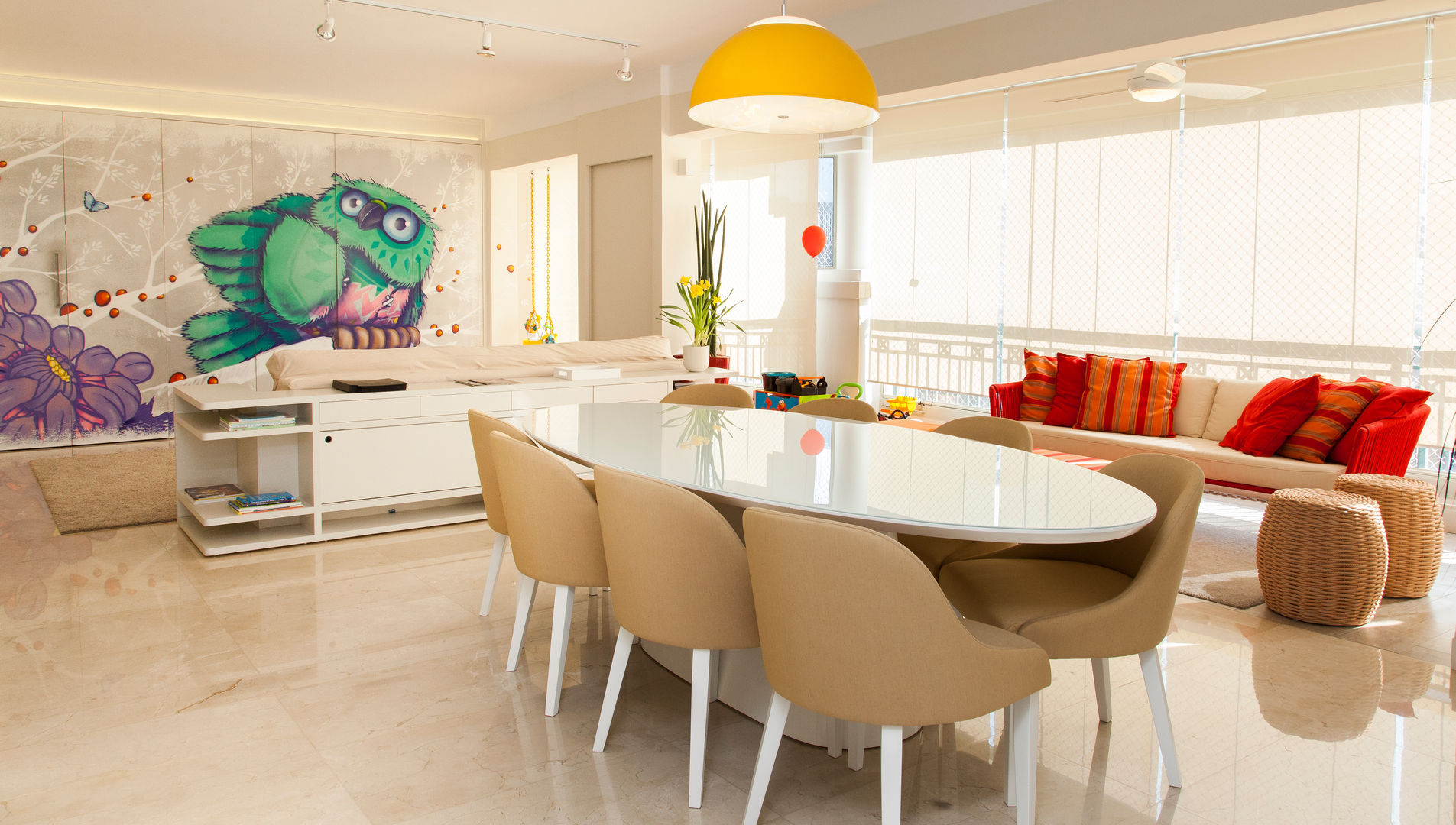 5 ideias de títulos:
1. Sala de Jantar Moderna 2026: O Guia Completo do Luxo Habitável
2. Transforme Sua Sala de Jantar: Tendências de Mobiliário e Materiais Naturais
3. Iluminação que Inspira: Pendentes Esculturais para sua Sala de Jantar
4. Paletas de Cores Ousadas e Elegantes para Salas de Jantar em 2026
5. Dicas Práticas para uma Mesa Posta Sofisticada e Funcional