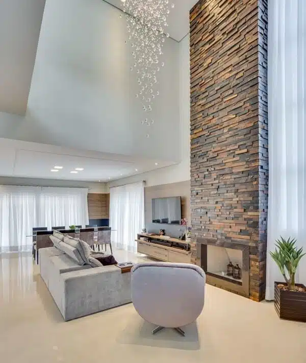 Como Escolher as Cortinas Ideais para Salas de Pé-Direito Duplo