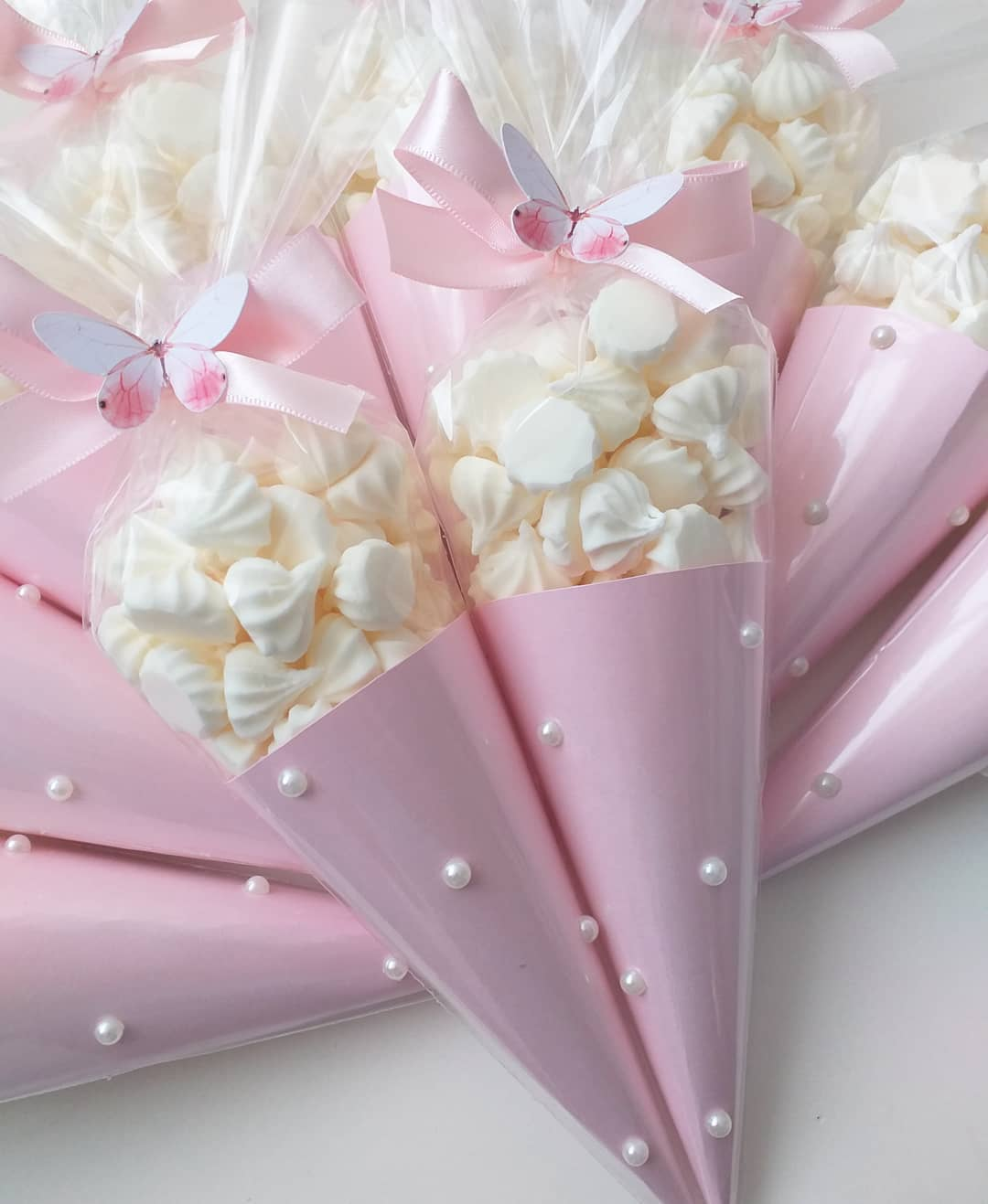 ideias de decoração simples para chá de fraldas de menina