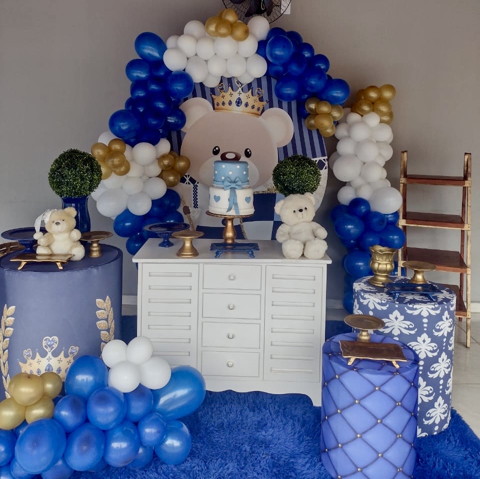 varal de roupinhas e bolo de fraldas decoracao cha de bebe menino