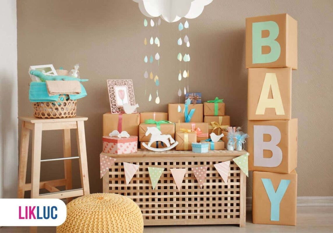 varal de roupinhas e bolo de fraldas decoracao cha de bebe menino