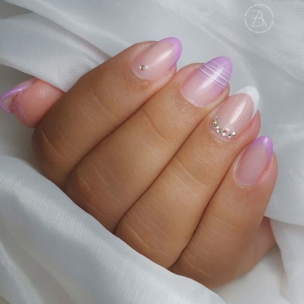 quanto custa fazer unhas decoradas simples