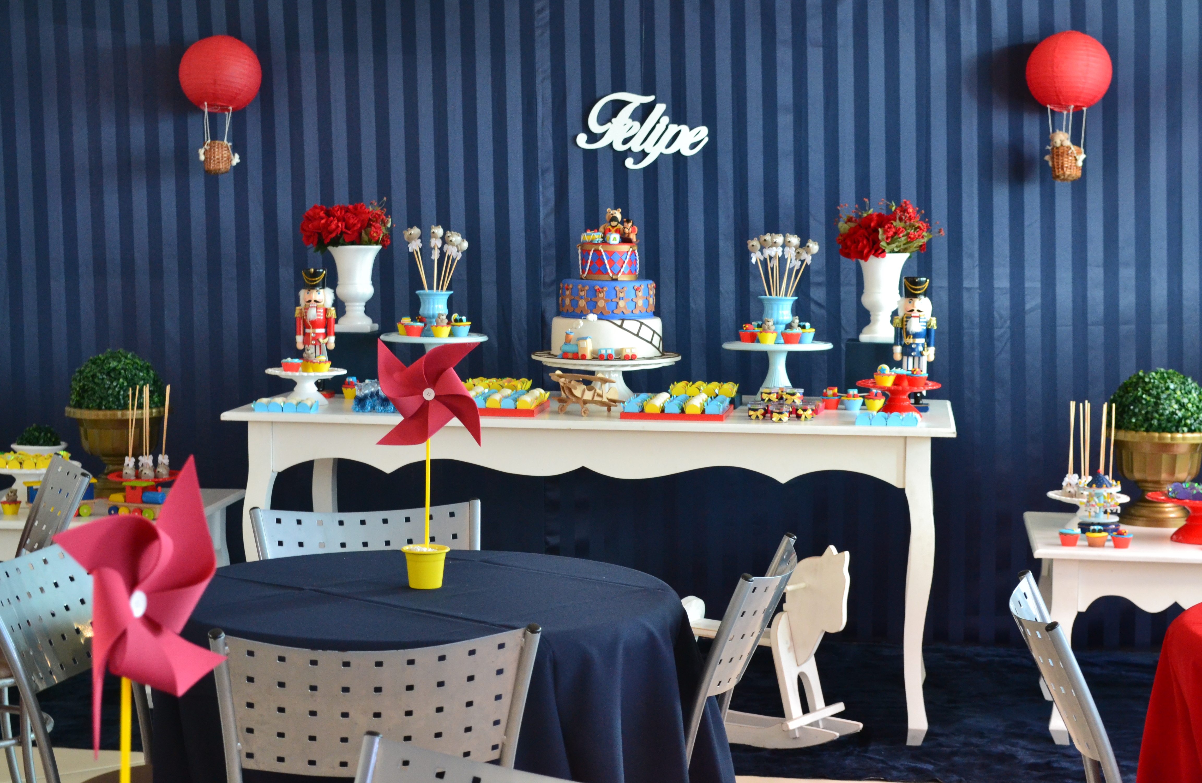 erros comuns ao decorar festa tema brinquedos