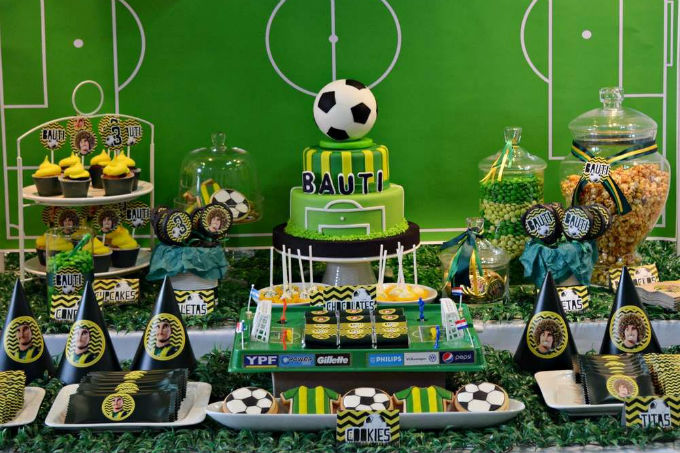 ideias criativas decoração festa futebol para crianças