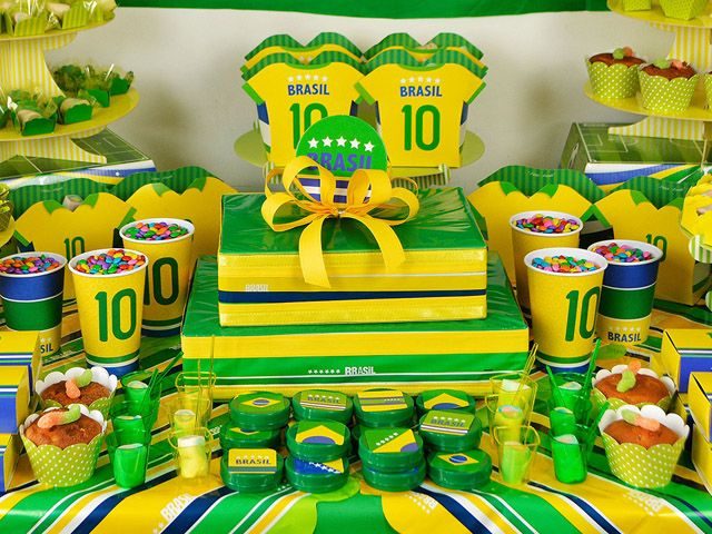 5 ideias de títulos:
1. Decoração de Festa Futebol: Guia Completo para Aniversários Inesquecíveis
2. Transforme o Quarto do seu Filho com Decoração de Futebol Criativa
3. Festa Futebol: Dicas de Decoração para Todos os Estilos e Idades
4. Como Criar uma Decoração de Futebol Sofisticada para Festas
5. Elementos Essenciais para uma Decoração de Quarto Temática de Futebol