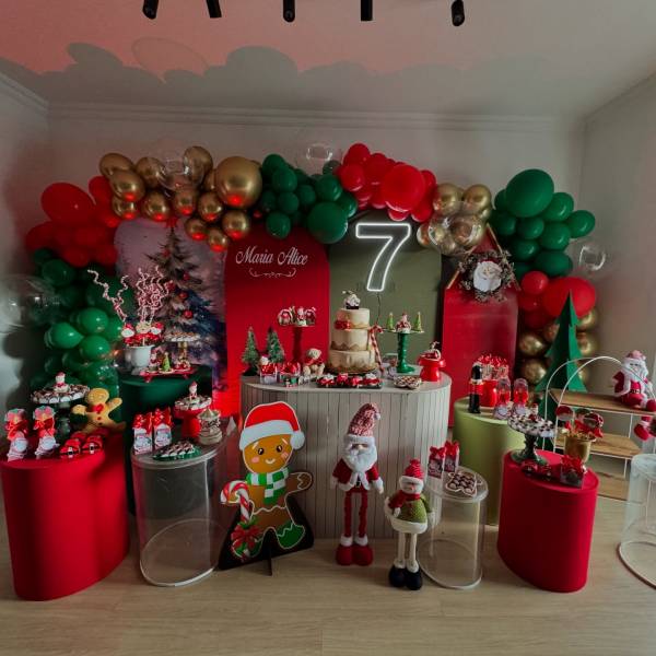 decoração natal escandinava versus tradicional americana