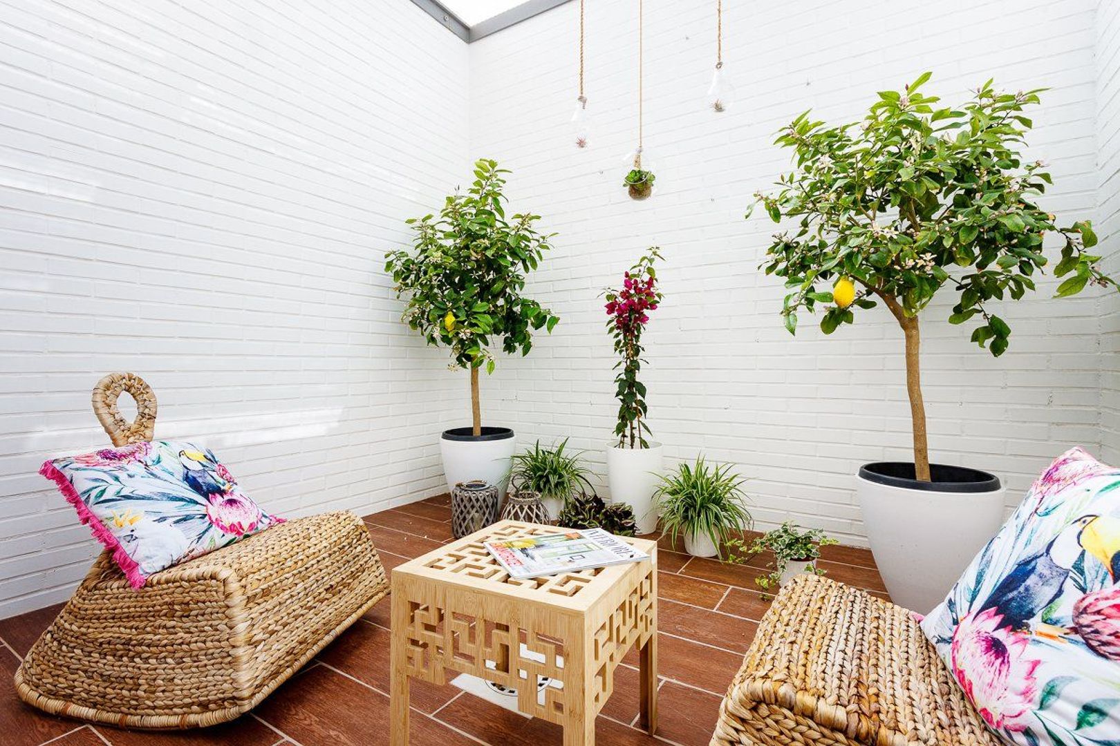 5 Móveis Essenciais para Otimizar seu Terraço Pequeno