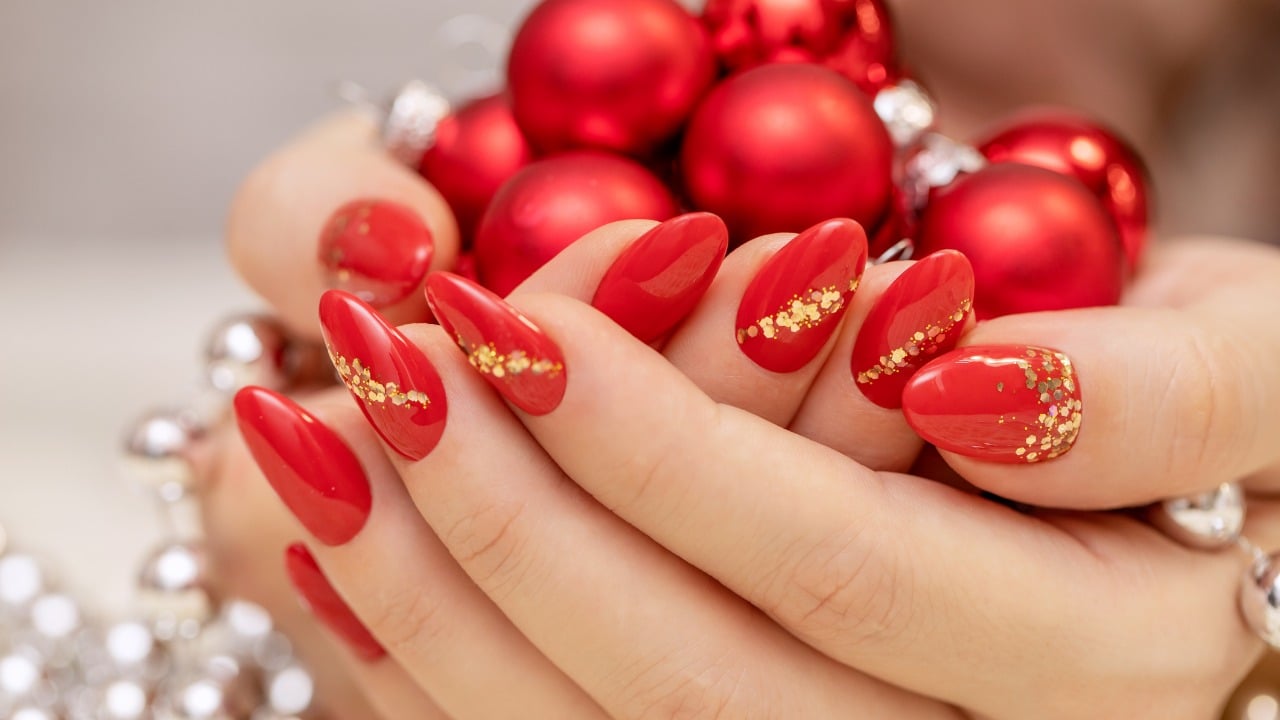 unhas vermelhas aura nails