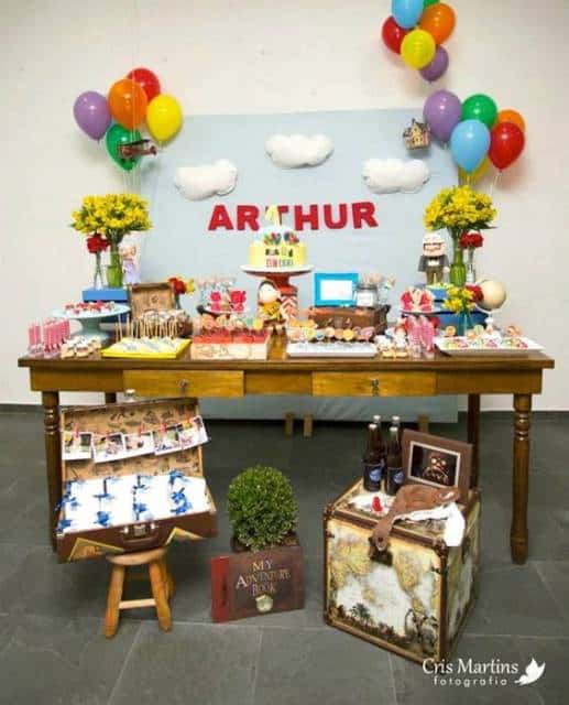 decoração up altas aventuras simples