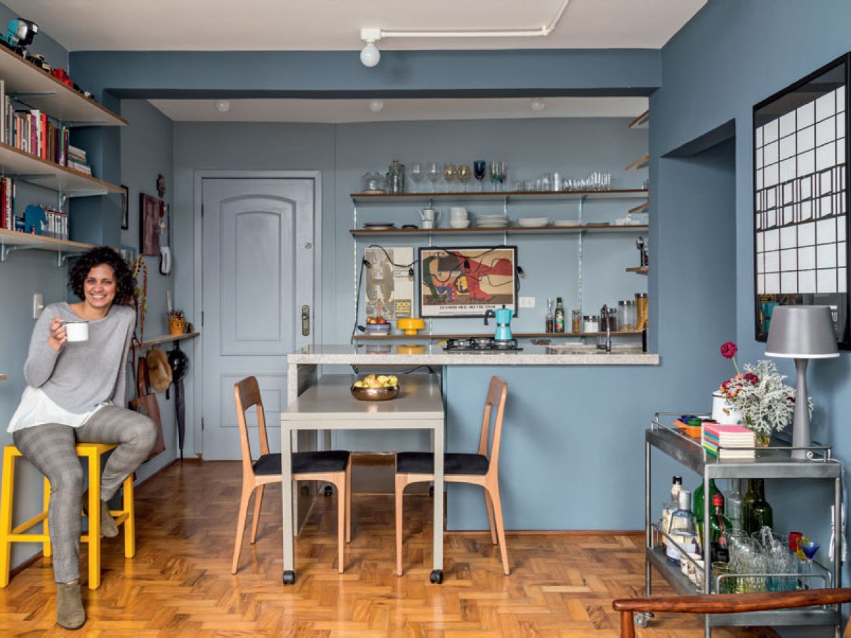 DIY: Transforme seus Móveis com Tinta Spray e Adesivos