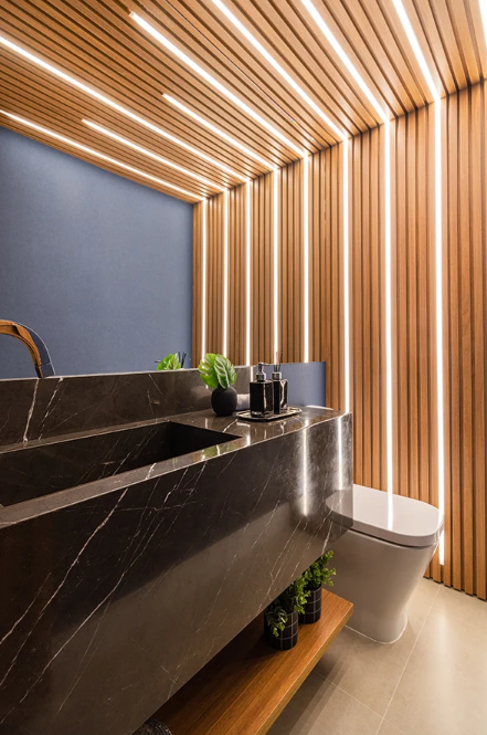 Como Escolher Revestimentos que Ampliam seu Banheiro Social