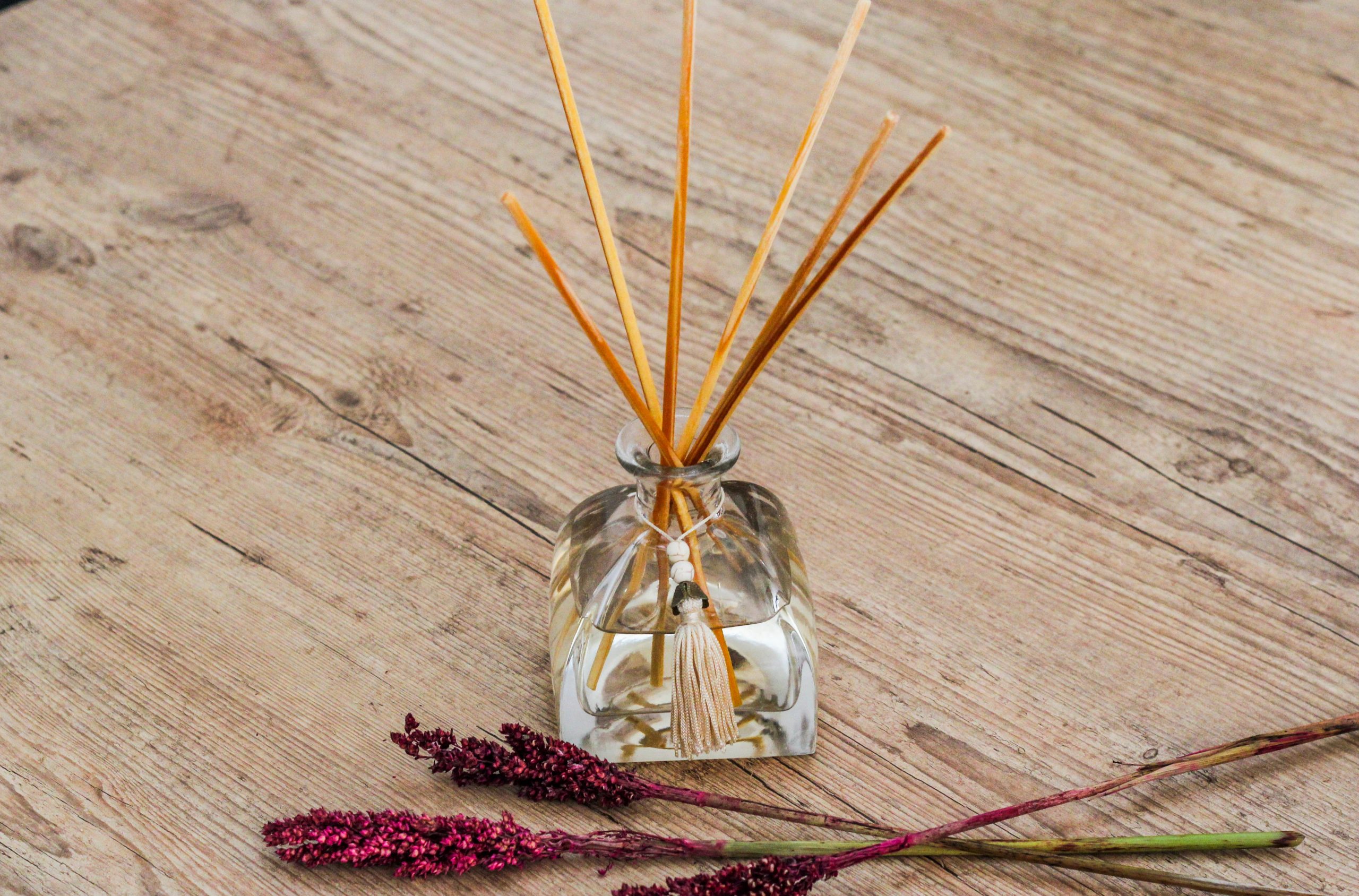 como fazer aromatizador de ambiente caseiro